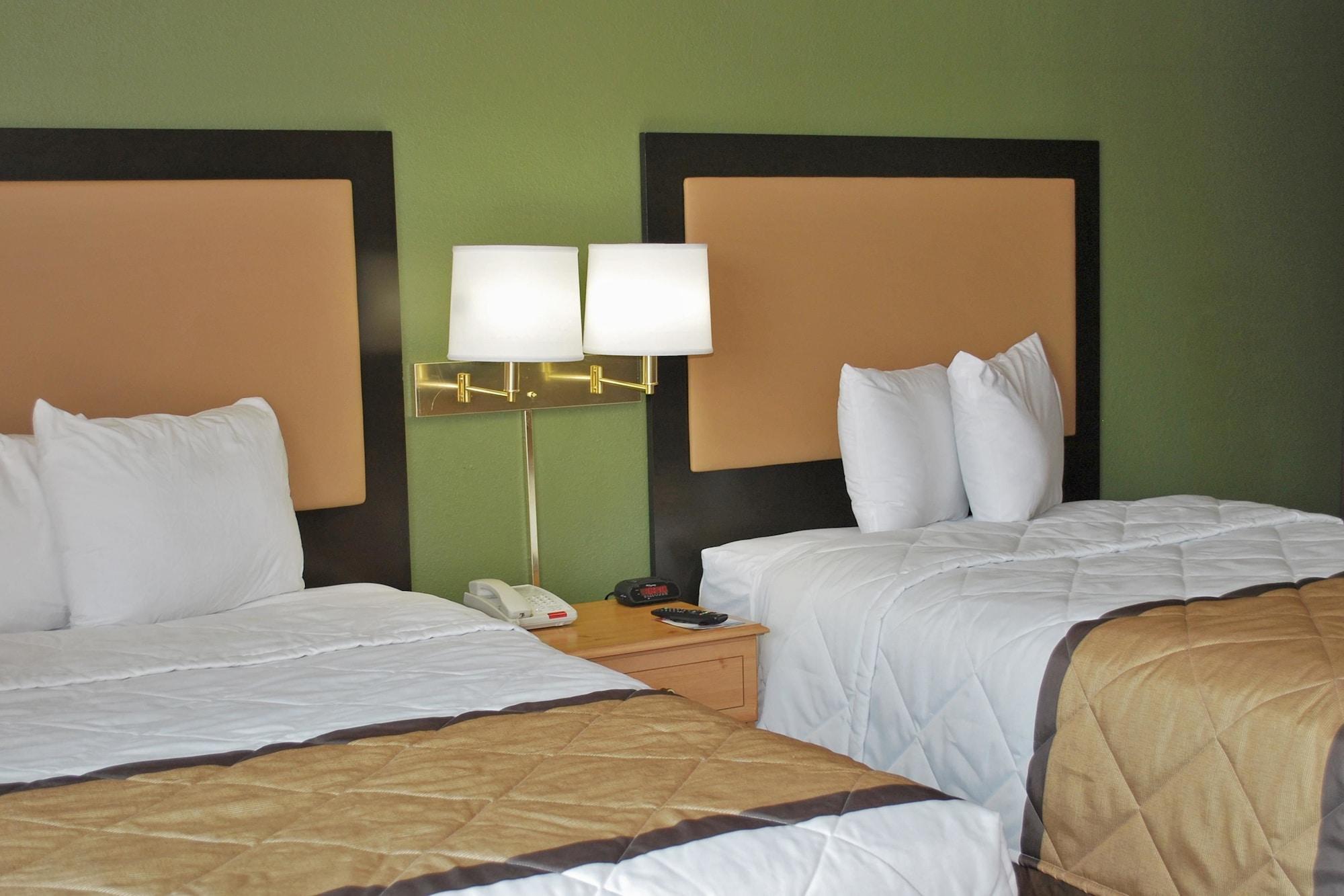 Extended America - St Louis - Westport -